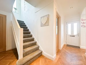 Photo 25- click for photo gallery